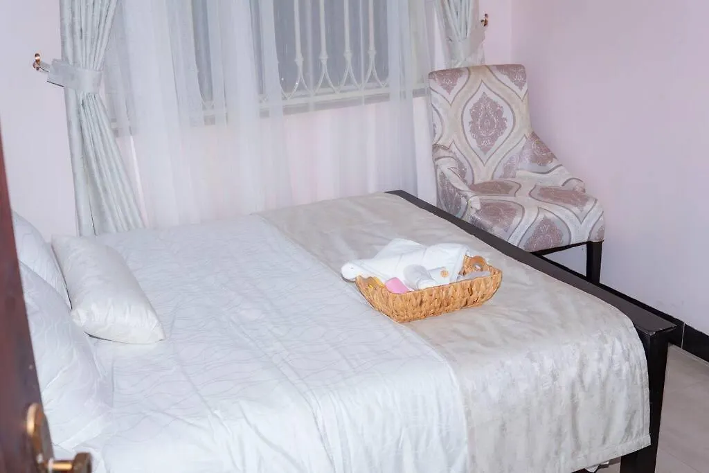 Trinity Furnished Apartment-Modern Apartment Nestled In A Quiet Buwaate كامبالا 0*,