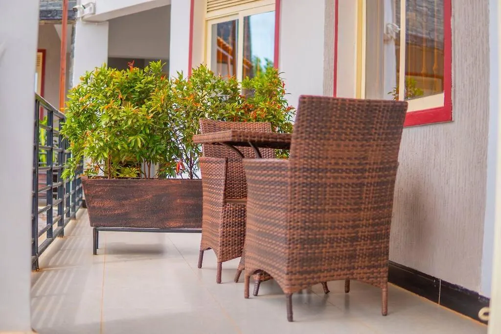 Trinity Furnished Apartment-Modern Apartment Nestled In A Quiet Buwaate كامبالا أوغندا